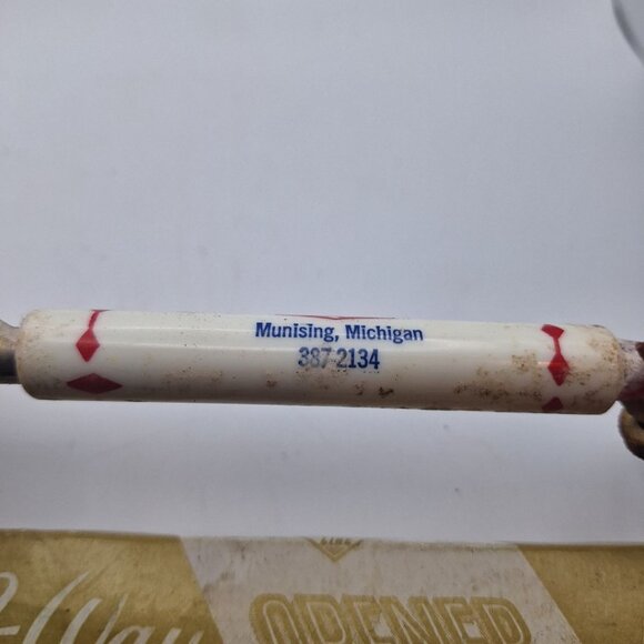 Mobil Ward Oil Munising Michigan 2 Way Bottle Opener Vintage USA Can Cap Metal - Picture 6 of 9